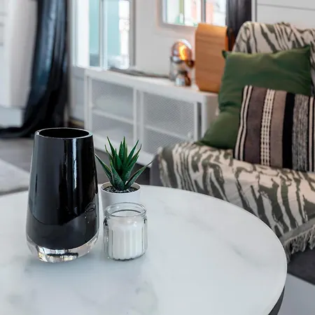 La Terrasse, Vue Sur Les Toits De Apartman *